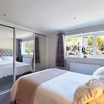 Hackney House *